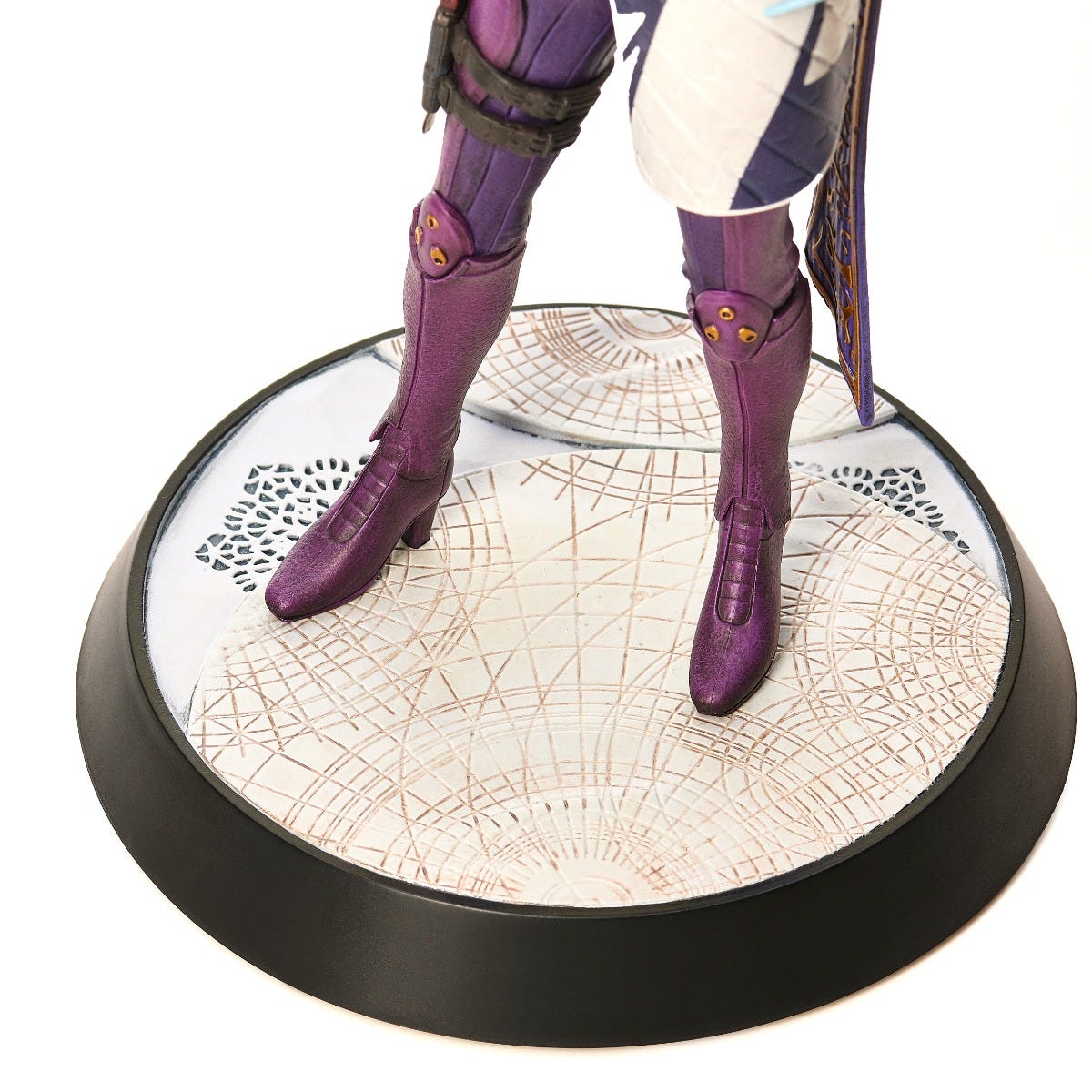 クマ　スタチュー Mara Sov Collectible Statue